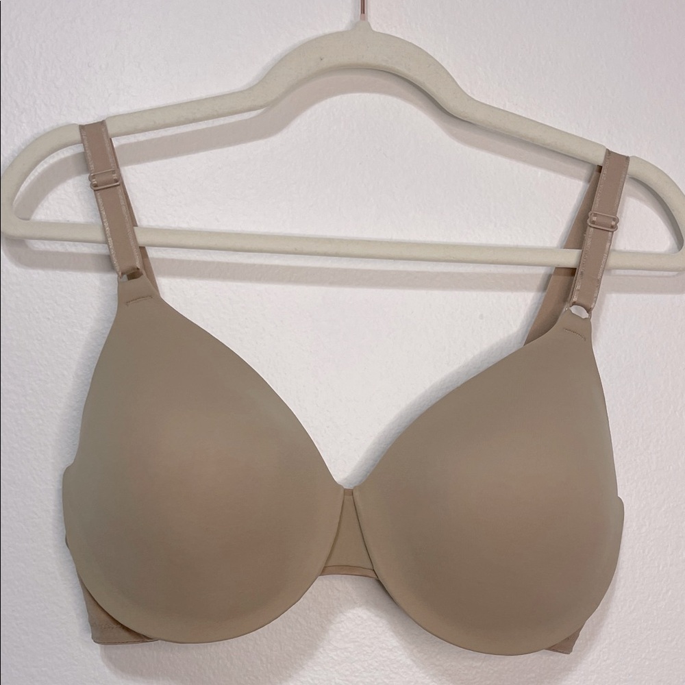 Warner's NWOT Underwire Smooth Light Beige Bra Size 40C